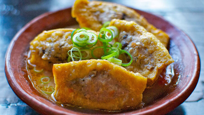Tofu gefüllt mit Schweinefleisch