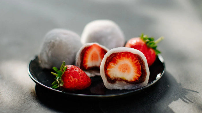 Mochi Rezept: Erdbeer Daifuku mit roter Bohnenpaste