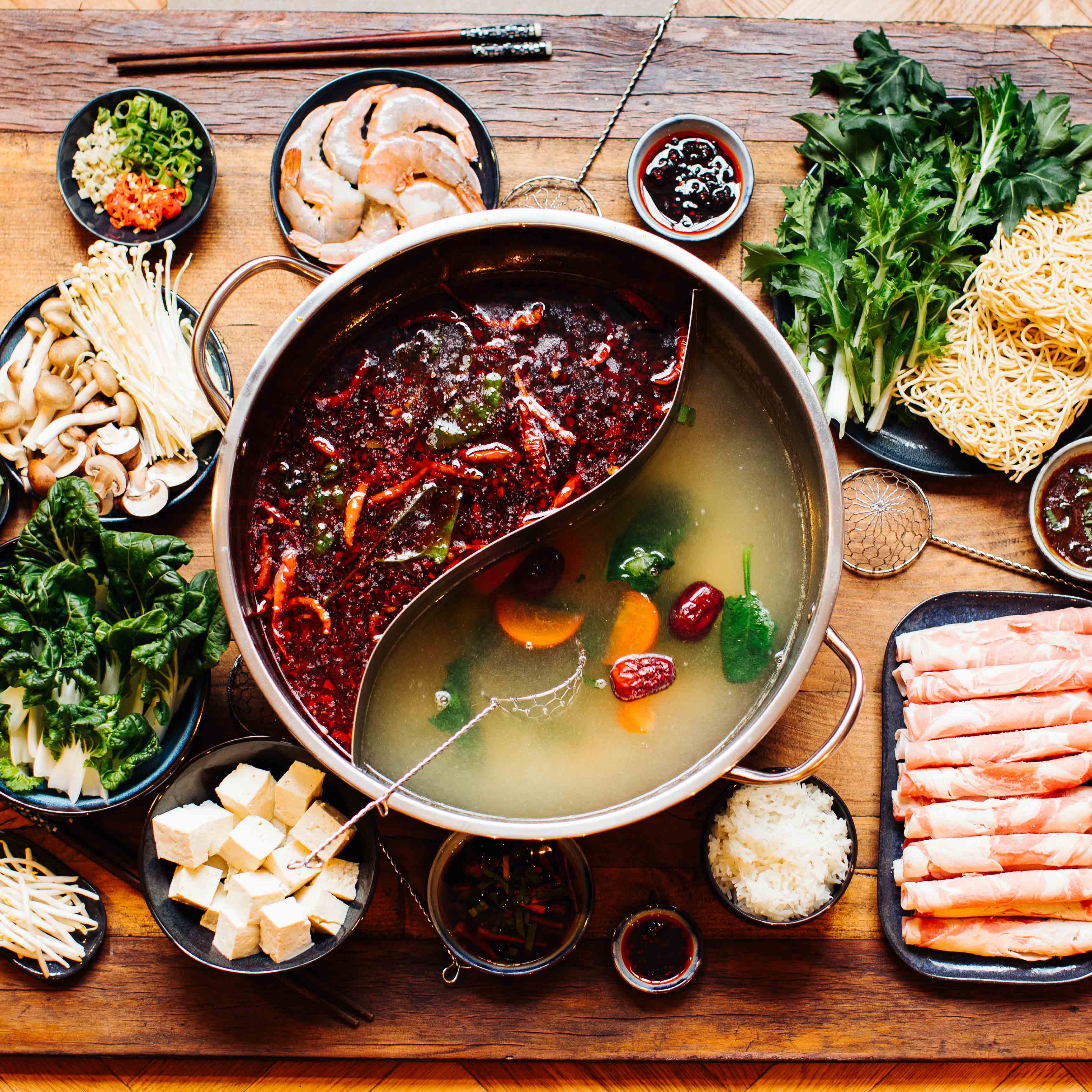 Yin Yang Hot Pot mit Glasdeckel