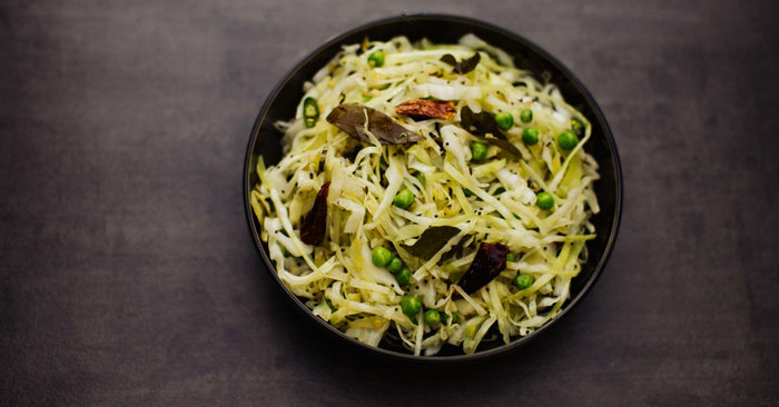 Muttakos Poriyal - Warmer Weißkrautsalat aus Rajasthan
